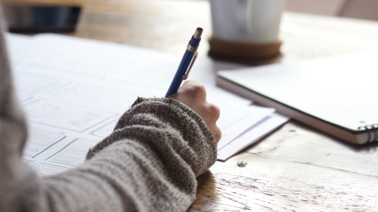 green-chameleon-21532-unsplash